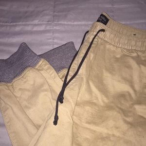 American Eagle Joggers